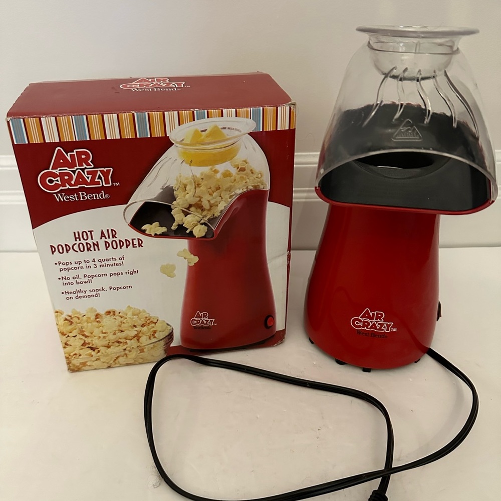 West Bend 82416 Air Crazy up to 4 Quart Corn Popper, Red